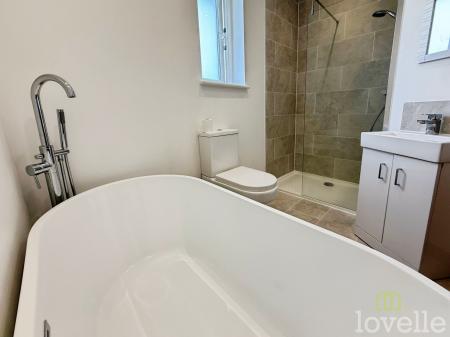 3 bedroom Detached house for sale in Carson Road, Gainsborough, DN21