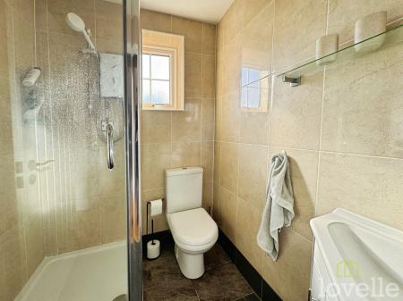 4 bedroom Semi-detached house for sale in Crooked Billet Street, Morton, DN21