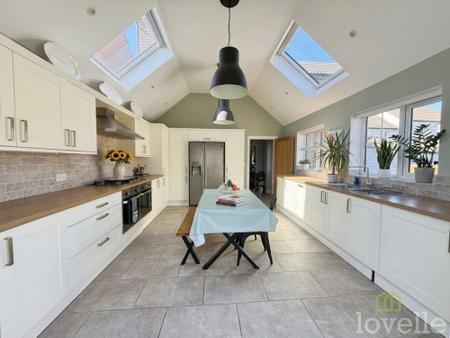 3 bedroom Detached house for sale in Main Street, West Stockwith, DN10