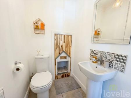 3 bedroom Detached house for sale in Main Street, West Stockwith, DN10