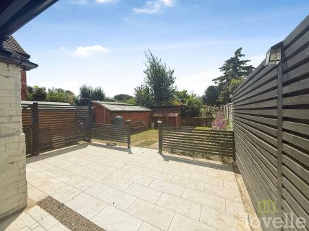 3 bedroom Semi-detached house for sale in Gainsborough Road, Lea, DN21
