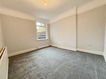 4 bedroom Detached house for sale in Lea Road, Gainsborough, DN21
