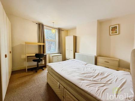 3 bedroom Terraced House for sale in Rectory Avenue, Gainsborough, DN21