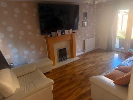 4 bedroom Detached house for sale in Sunningdale Way, Gainsborough, DN21