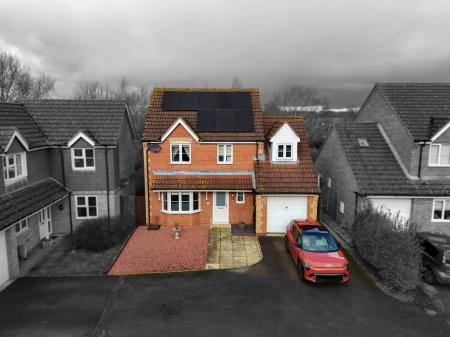 4 bedroom Detached house for sale in Trent Approach, Marton, DN21