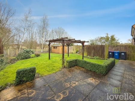4 bedroom Detached house for sale in Trent Approach, Marton, DN21
