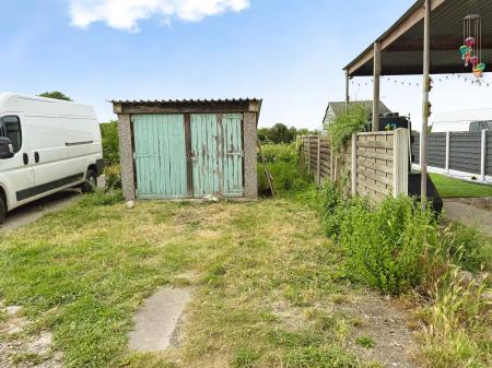 2 bedroom Terraced House for sale in Gainsthorpe Road, Kirton Lindsey, DN21