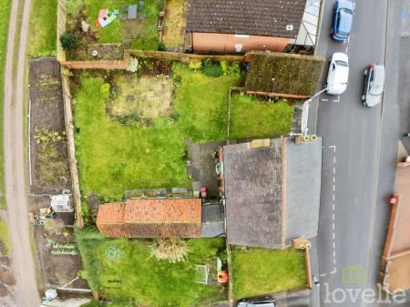 4 bedroom Detached house for sale in Newbigg, Westwoodside, DN9