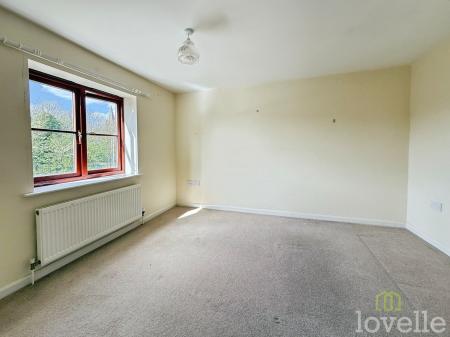 3 bedroom Semi-detached house for sale in Old Forge Close, Misterton, DN10