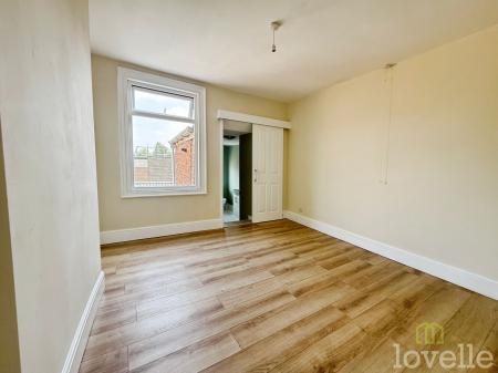 2 bedroom Terraced House for sale in Etherington Street, Gainsborough, DN21