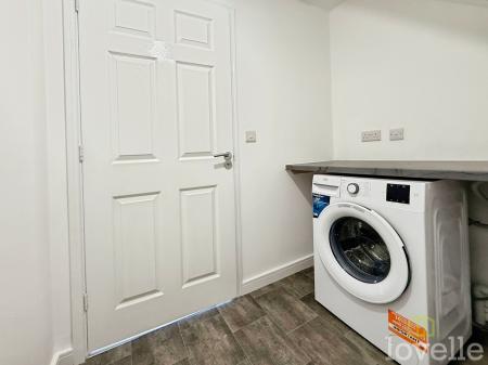 2 bedroom Semi-detached house to let in Eliot Drive, Gainsborough, DN21