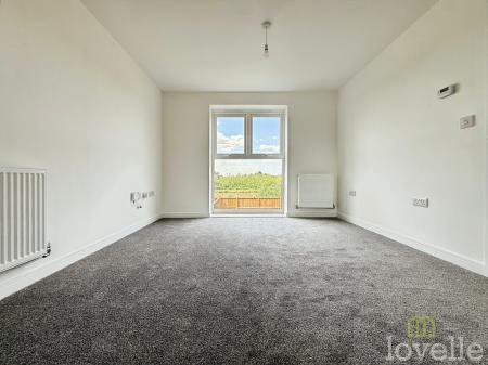 2 bedroom Semi-detached house to let in Eliot Drive, Gainsborough, DN21