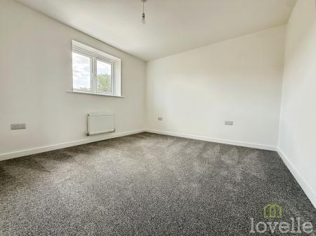 2 bedroom Semi-detached house to let in Eliot Drive, Gainsborough, DN21