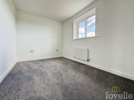 2 bedroom Semi-detached house to let in Eliot Drive, Gainsborough, DN21