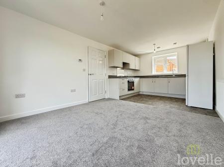 2 bedroom Semi-detached house to let in Eliot Drive, Gainsborough, DN21
