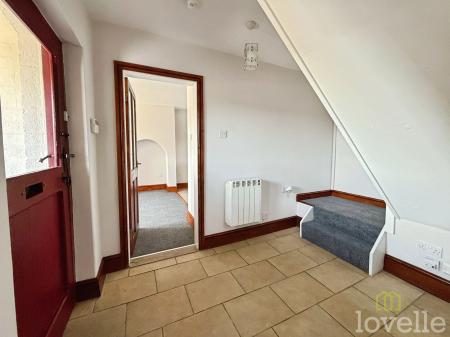2 bedroom Semi-detached house for sale in Station Road, Beckingham, DN10