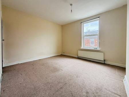 2 bedroom Terraced House to let in Bacon Street, Gainsborough, DN21
