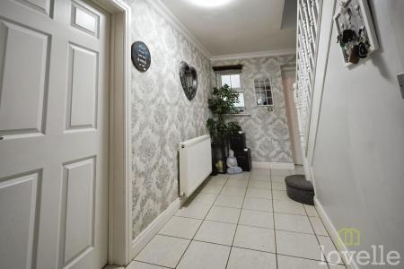 4 bedroom Detached house for sale in Salisbury Close, Morton, DN21
