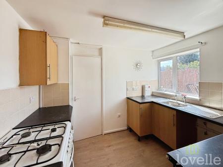 2 bedroom Terraced House to let in Haltham Green, Gainsborough, DN21
