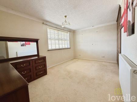 2 bedroom Flat for sale in North Street, Gainsborough, DN21