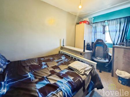 3 bedroom Terraced House for sale in Hickman Crescent, Morton, DN21