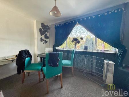 3 bedroom Terraced House for sale in Hickman Crescent, Morton, DN21