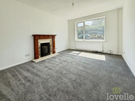 2 bedroom Semi-detached house for sale in Plassey Road, Hemswell Cliff, DN21