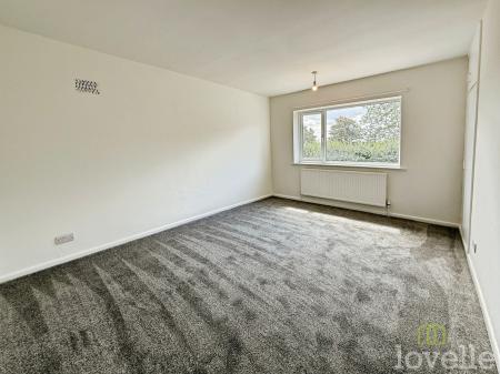 2 bedroom Semi-detached house for sale in Plassey Road, Hemswell Cliff, DN21