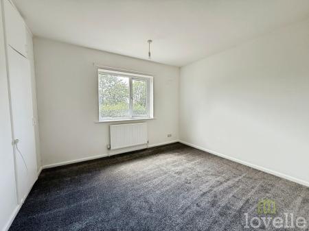 2 bedroom Semi-detached house for sale in Plassey Road, Hemswell Cliff, DN21