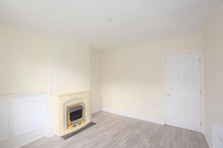3 bedroom Terraced House to let in Waterworks Street, Gainsborough, DN21