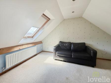 4 bedroom Detached house for sale in Old Showfields, Gainsborough, DN21