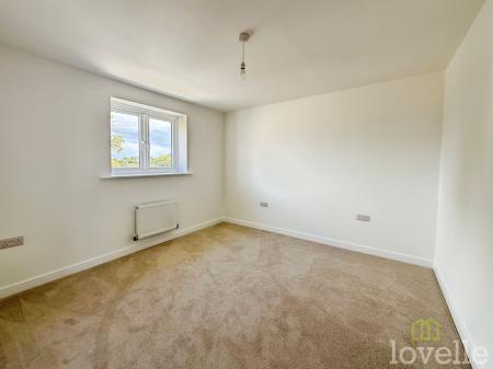 2 bedroom Semi-detached house to let in Eliot Drive, Gainsborough, DN21