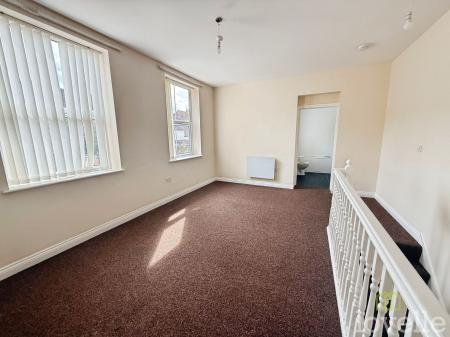 1 bedroom Flat to let in Ashcroft Road, Gainsborough, DN21