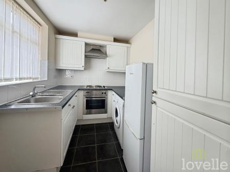 1 bedroom Flat to let in Ashcroft Road, Gainsborough, DN21