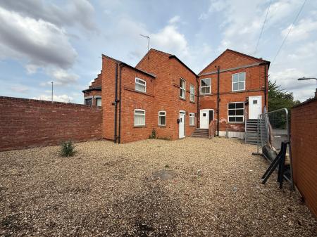 2 bedroom Cluster house to let in Ashcroft Road, Gainsborough, DN21