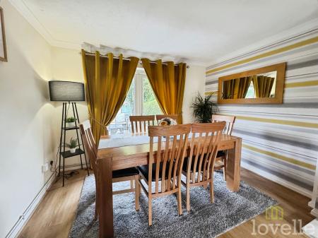 3 bedroom Terraced House for sale in Heapham Road, Gainsborough, DN21