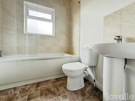 3 bedroom Terraced House to let in Campbell Street, Gainsborough, DN21