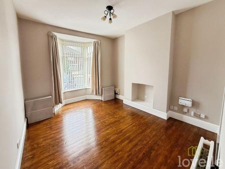 2 bedroom Semi-detached house for sale in Ropery Road, Gainsborough, DN21