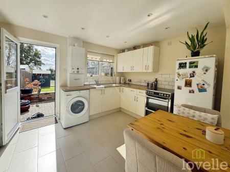 2 bedroom Terraced House for sale in Park Road, Willingham By Stow, DN21