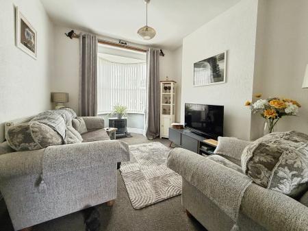 2 bedroom Semi-detached house for sale in Ropery Road, Gainsborough, DN21