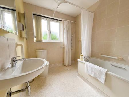 3 bedroom Detached bungalow for sale in Brook Street, Hemswell, DN21