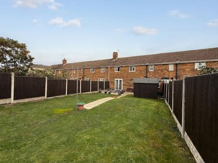 3 bedroom Terraced House for sale in Eastern Avenue, Gainsborough, DN21