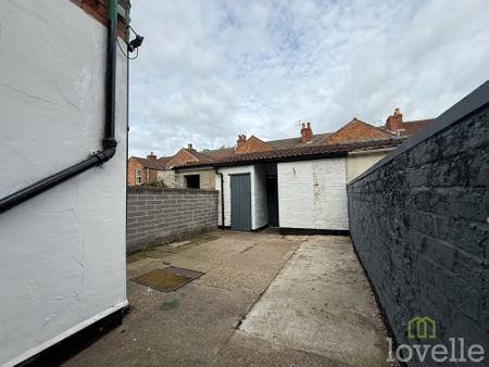 2 bedroom Terraced House to let in St. Johns Terrace, Gainsborough, DN21