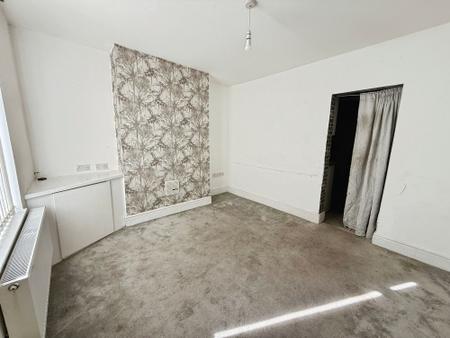 2 bedroom Terraced House to let in Clinton Terrace, Gainsborough, DN21