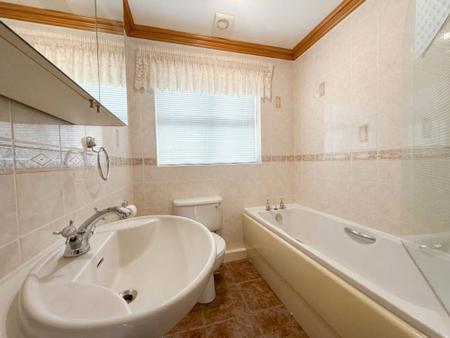 2 bedroom Detached bungalow for sale in Adams Way, Marton, DN21