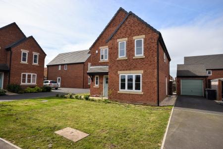 4 bedroom Detached house for sale in Acorn Avenue, Louth, LN11
