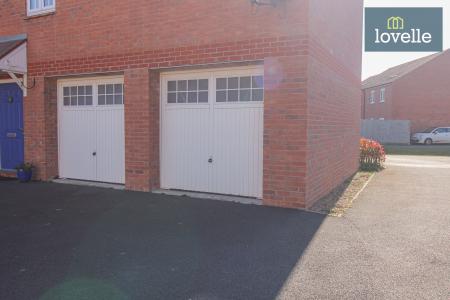 3 bedroom Town house for sale in Albatross Way, Louth, LN11