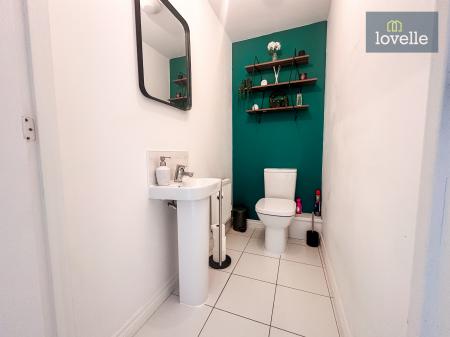 3 bedroom Town house for sale in Albatross Way, Louth, LN11
