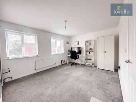3 bedroom Town house for sale in Albatross Way, Louth, LN11