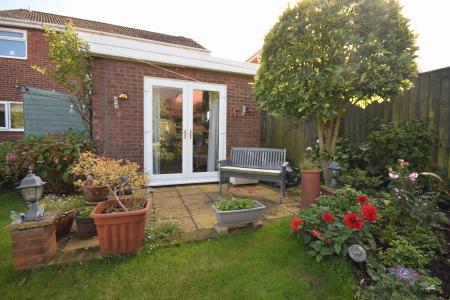 4 bedroom Detached house for sale in Andrews Close, Louth, LN11